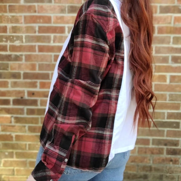 Morgan Wallen Cowgirls flannel tee - Picture 2 of 4
